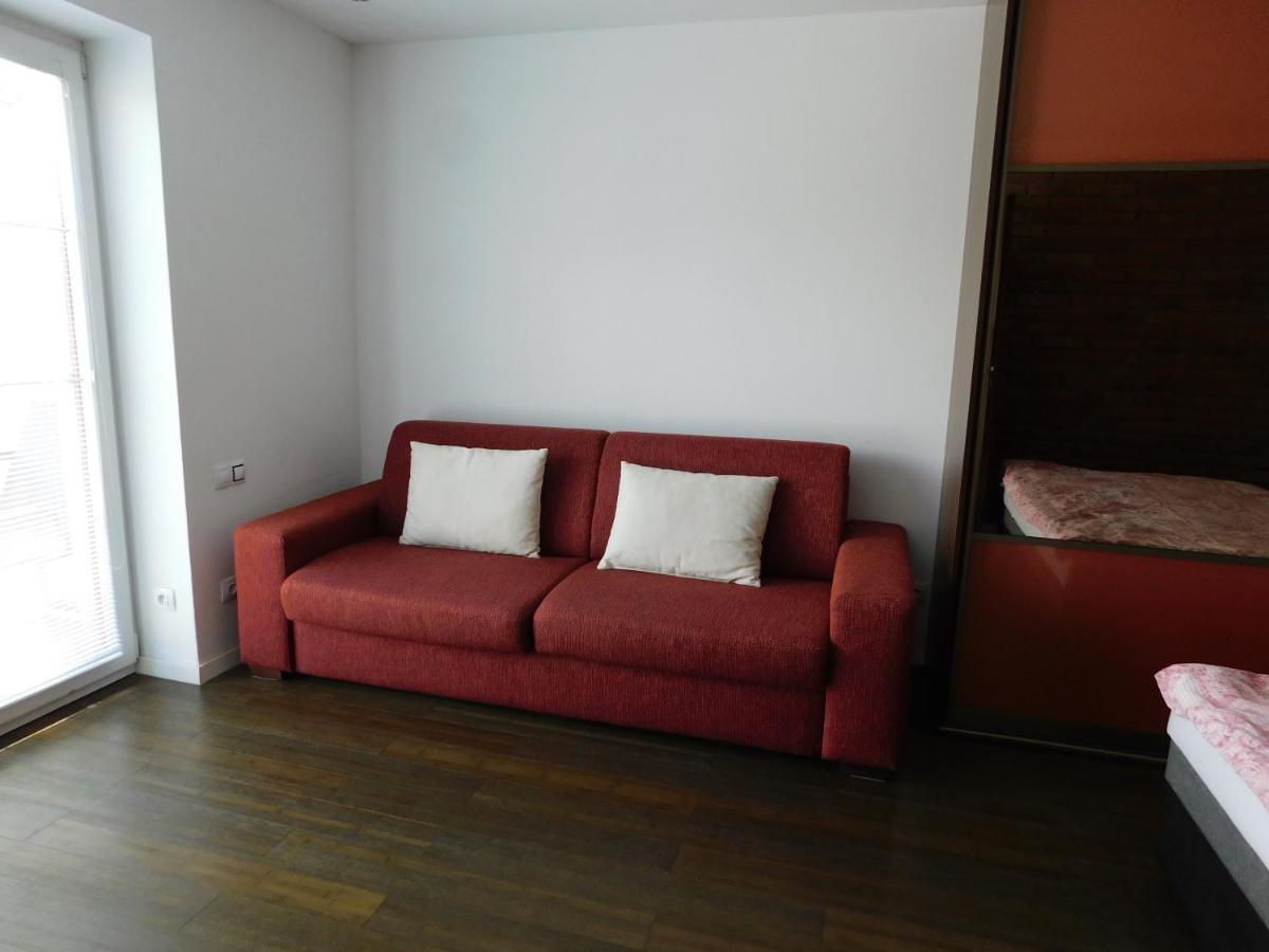 Apartmanovy Penzion Бойниці Екстер'єр фото