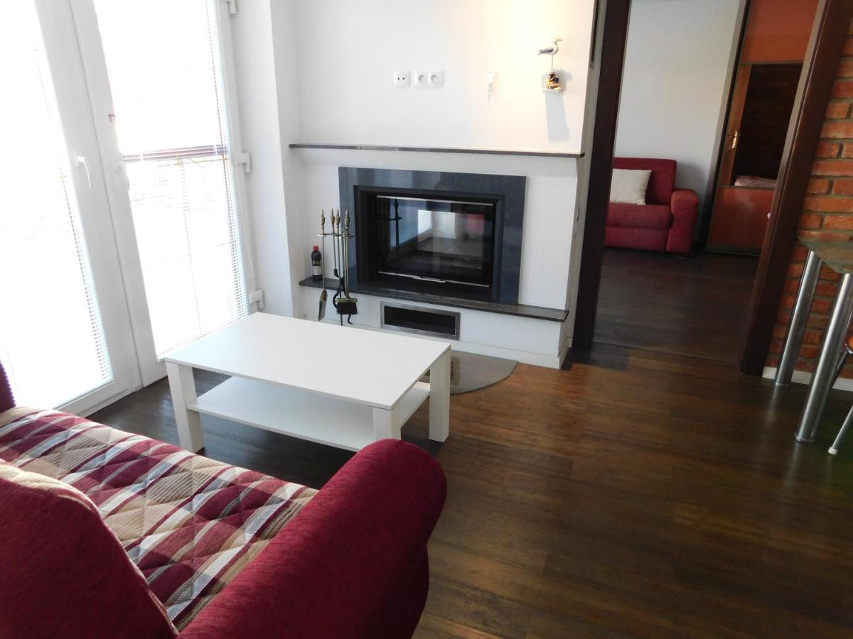 Apartmanovy Penzion Бойниці Екстер'єр фото