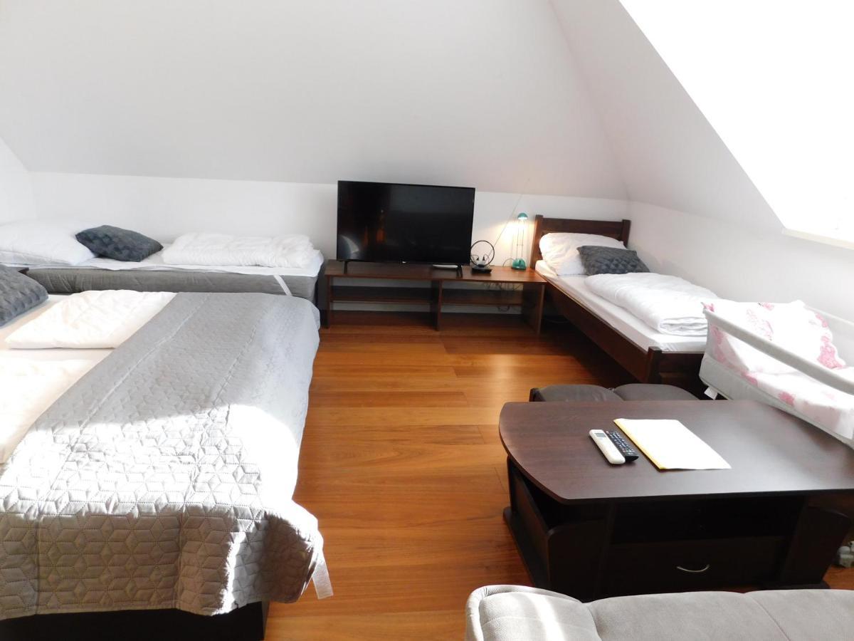 Apartmanovy Penzion Бойниці Екстер'єр фото